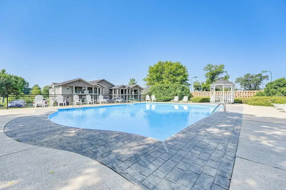 Lovely Branson Resort w/ Pools, Golf & Arcade