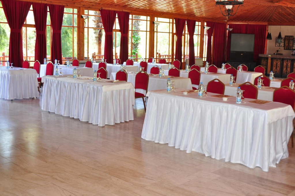 Отель Club & Hotel Letoonia