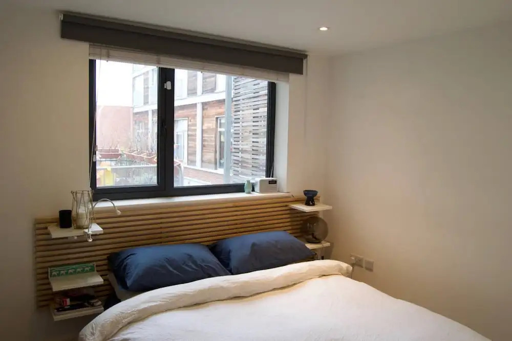 Light and Airy Dalston Living In Convenient Location