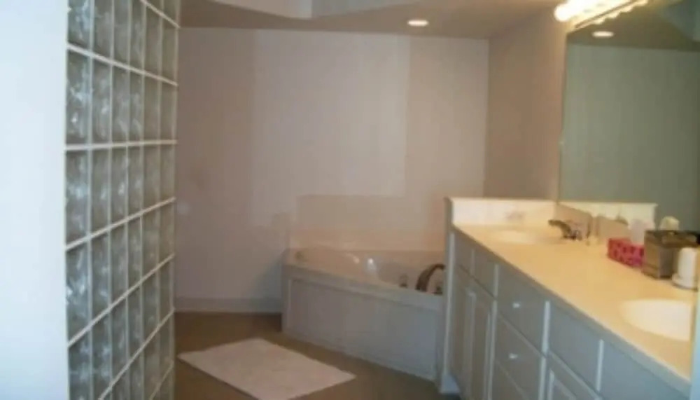3 BR 3 BA - Great ocean views - Dimucci Twin Towers 1703