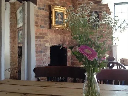 The Old Vine Inn