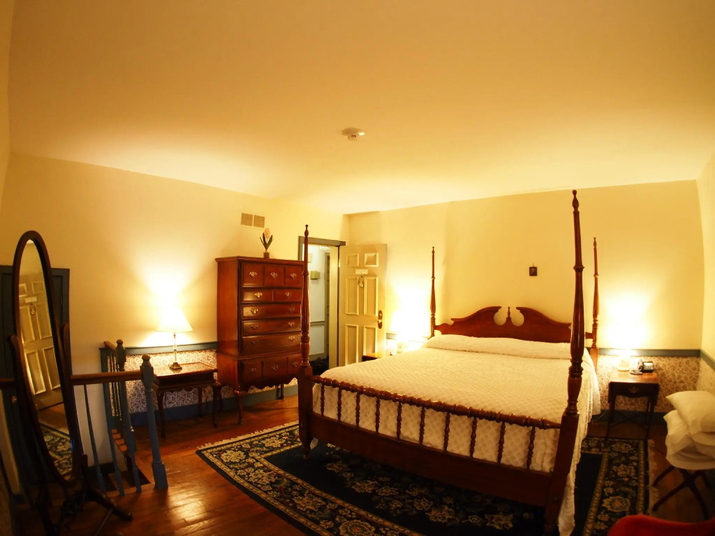 Duling Kurtz House & Country Inn