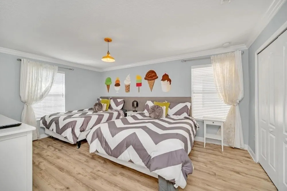 Candy Rooms 6 Bed 5 Bath In Paradise Palms 6 Bedroom Villa by Redawning