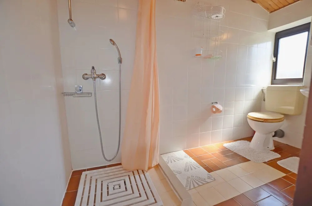 Apartments and Rooms Viktorija