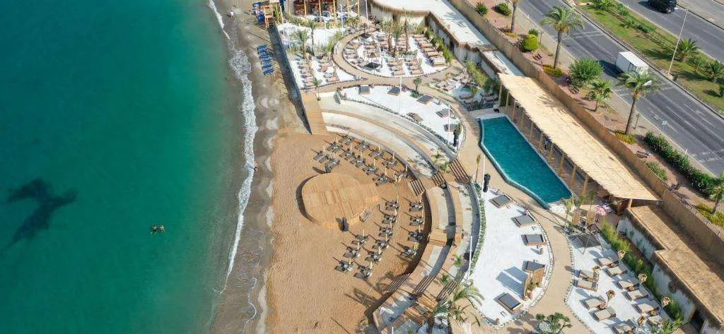 Azura World Hotel