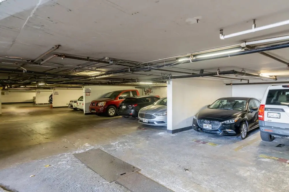 Newly Renovated Studio Two Blocks From the Beach