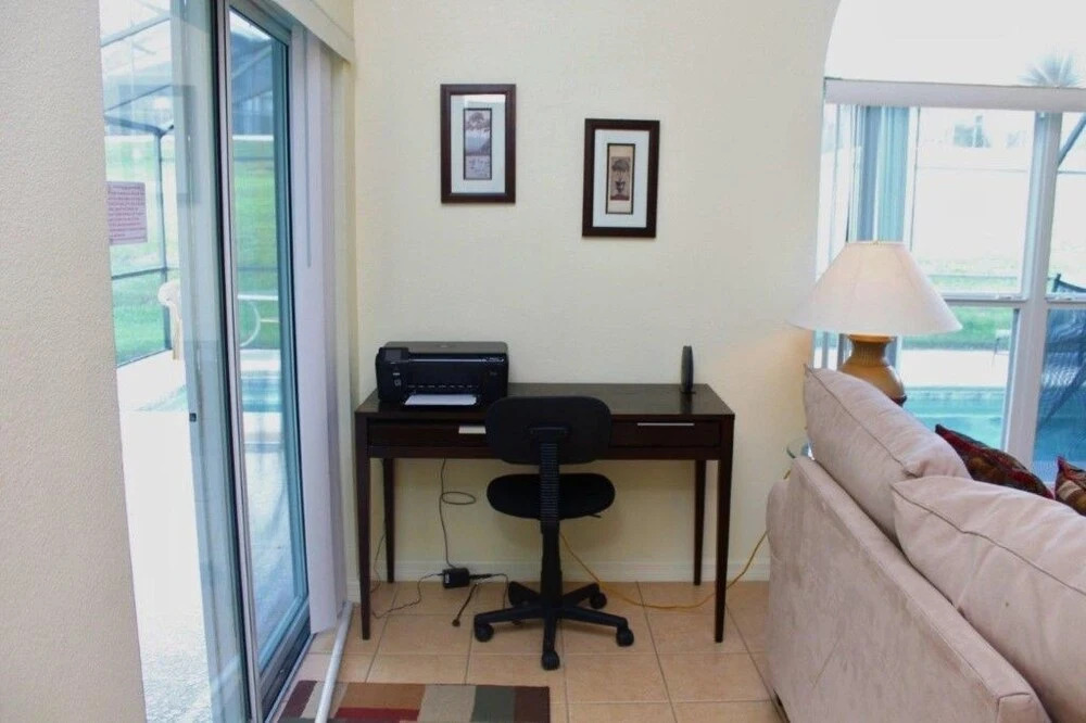 Family Friendly 4 Bed/3 Bath SPA-Pool Home in High
