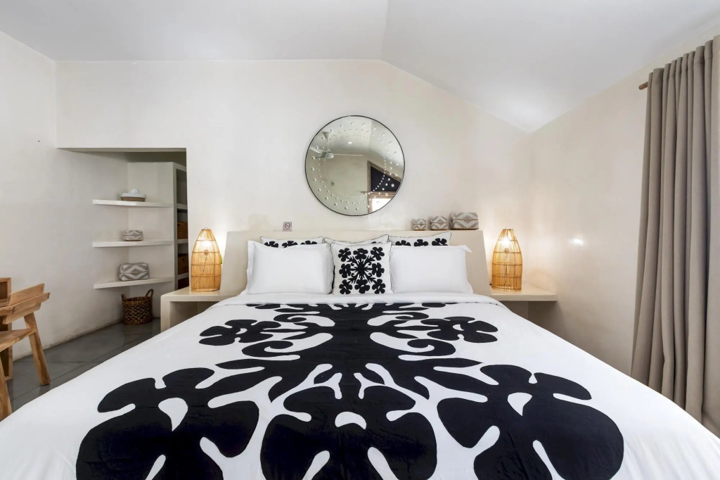 Villa Putih in Kuta with 4 bedrooms and 3 bathrooms