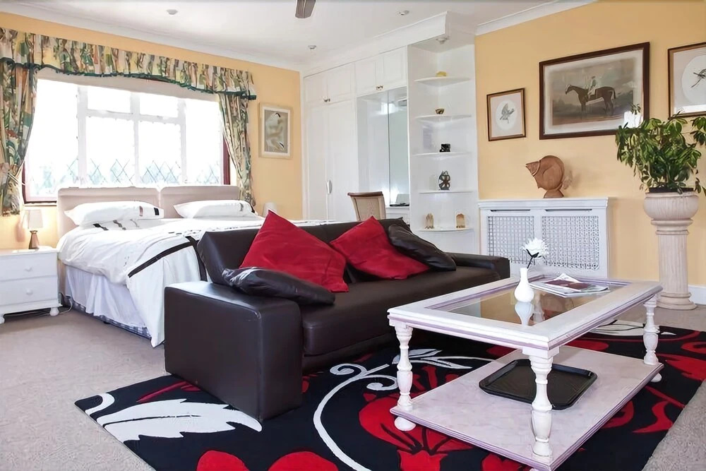 Elmcroft Guest House