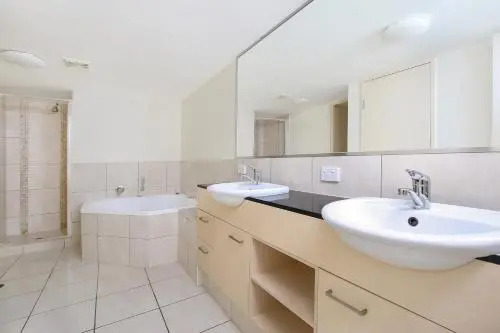 Seabourn Unit 102, 56 Lower Gay Tce Caloundra