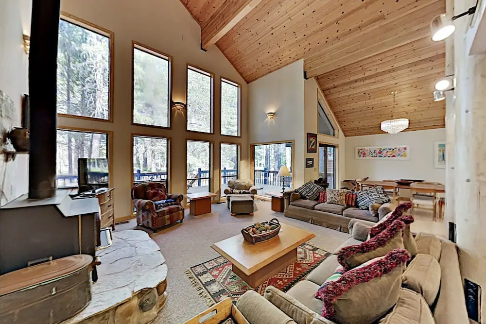 14036 Ski View Loop Home