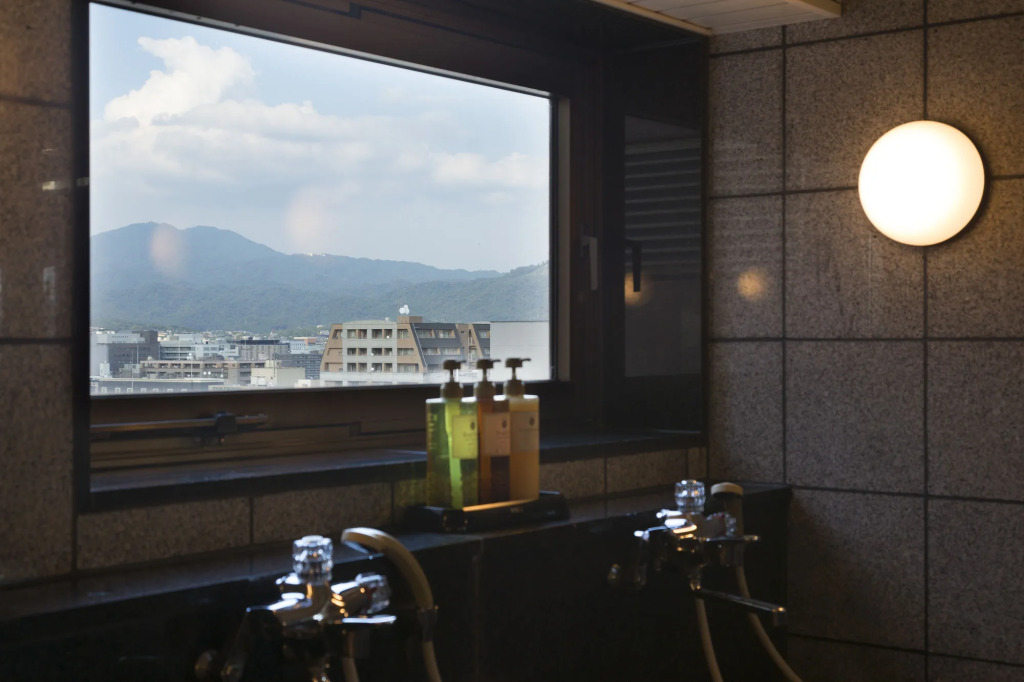 Holiday Inn Kyoto Gojo