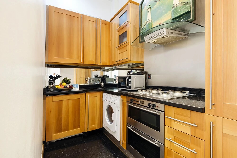 The Cheniston Gardens Abode - IA01