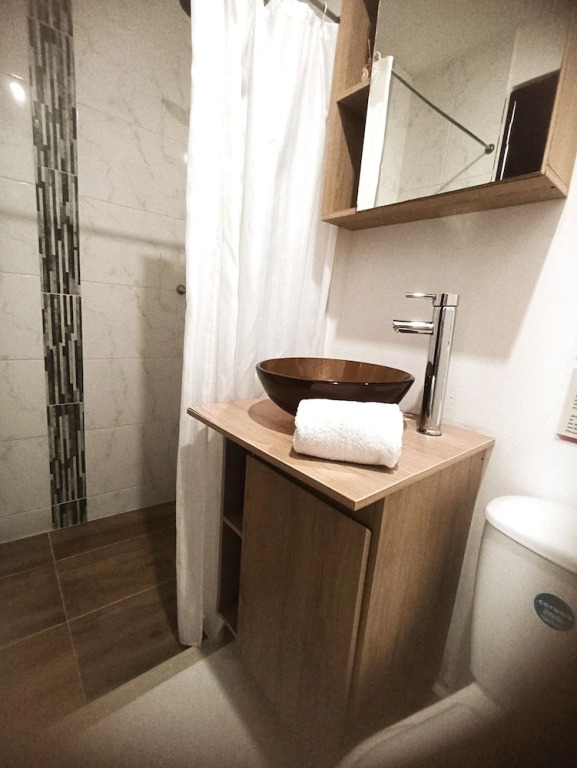 Laureles Guest House LGH Hotel