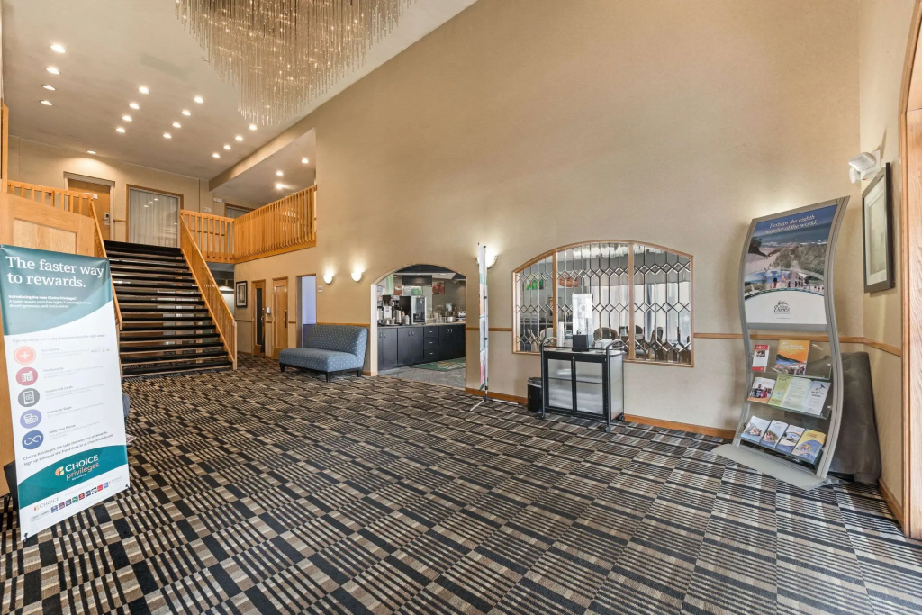 Quality Inn & Suites Portage Central