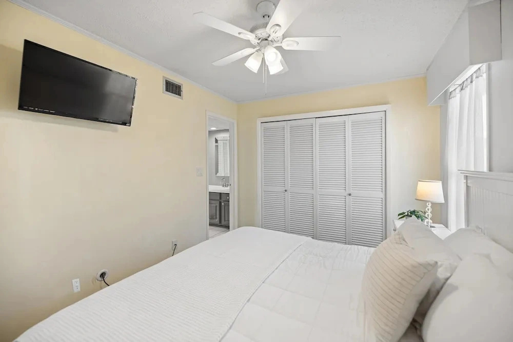 Sandpiper Cove 2044