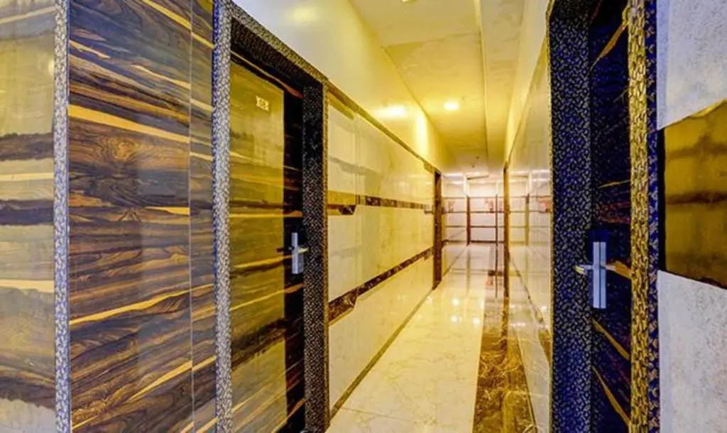 Capital O 62560 Hotel Zaid International