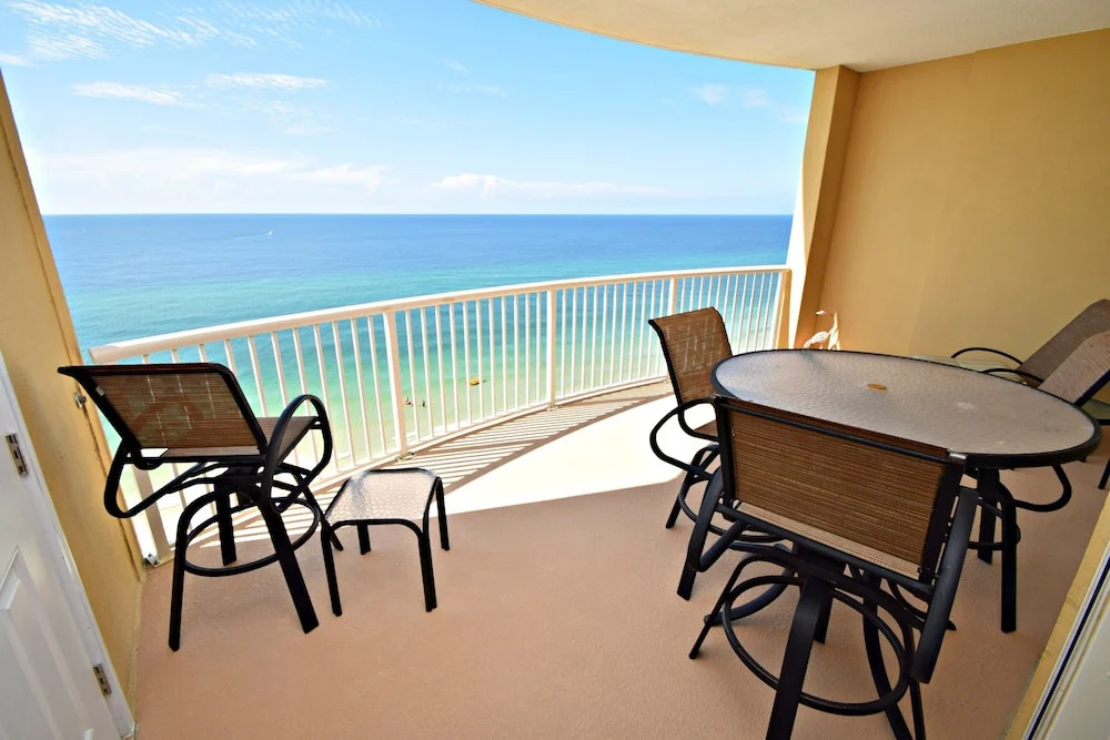 Island Royale P505 2 Bedroom Condo