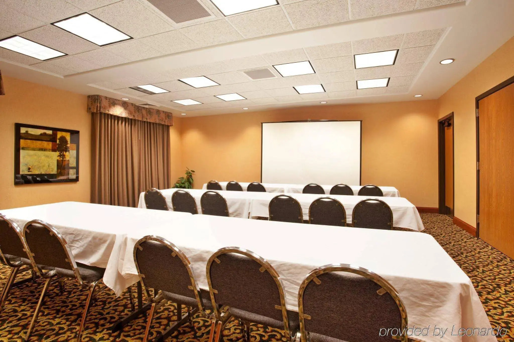 Holiday Inn Express Rockford-Loves Park by IHG
