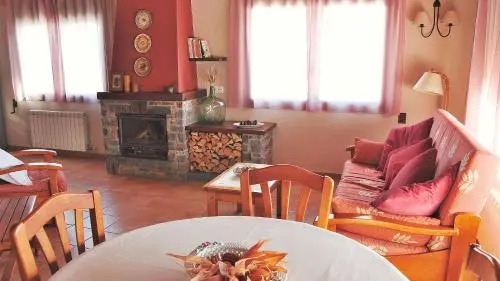 Casa Rural Cirerer