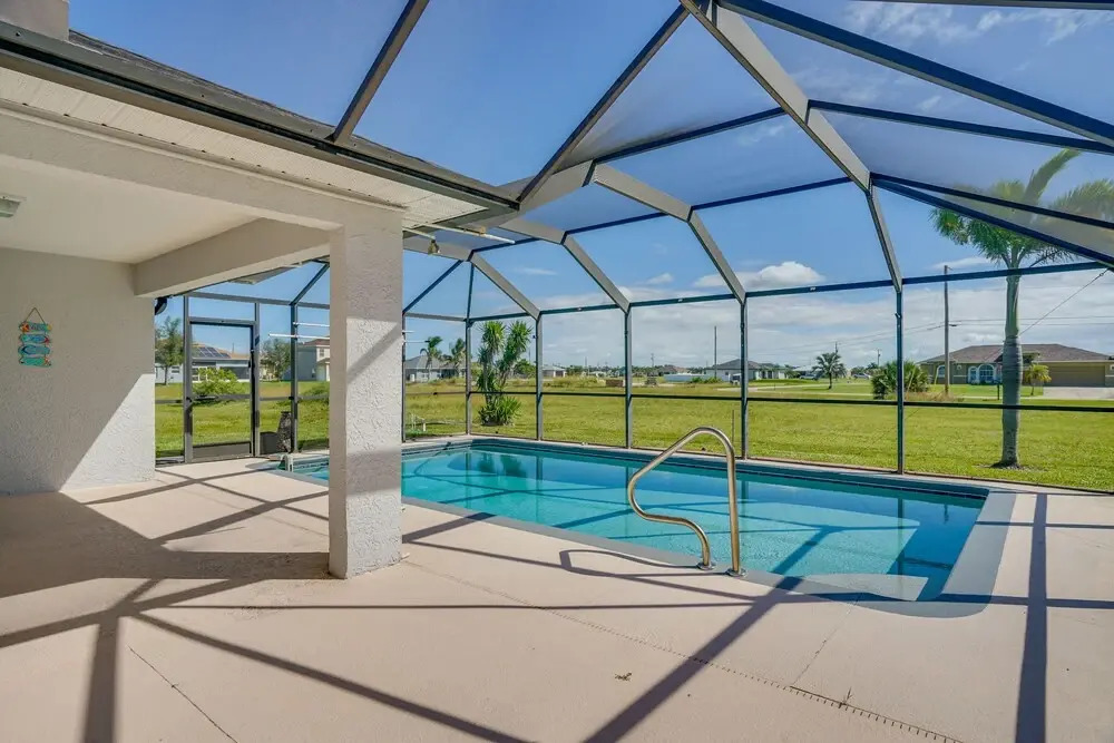 Furnished Lanai + Pool: Sunlit Cape Coral Getaway!