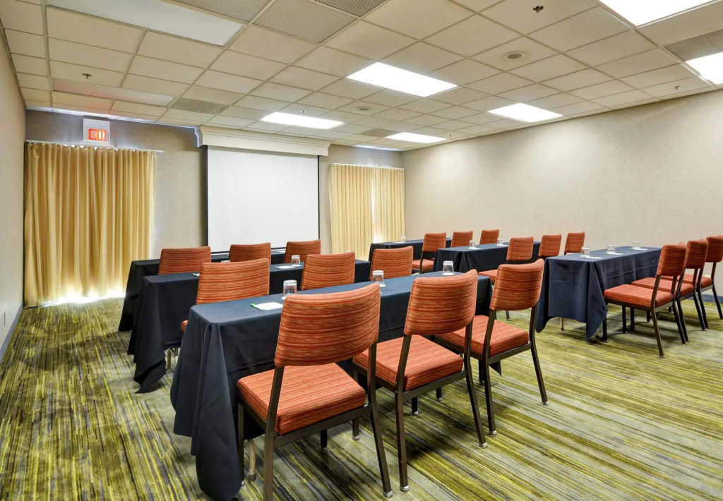 Fairfield Inn & Suites Dallas Medical/Market Center