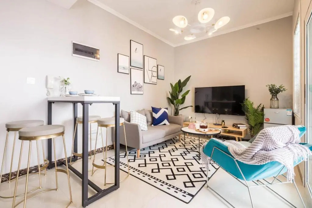 Zhengzhou Shangjie·Near Wuyun Mountain· Locals Apartment 00144970
