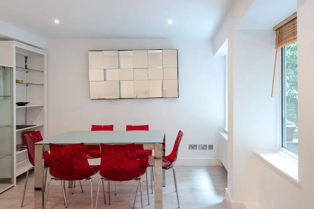 Gorgeous, Central 2 Bed for Up To 4, Bayswater