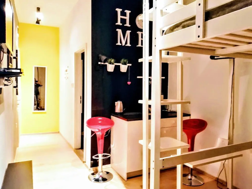 Cosy Studio Adro in Center Of Zagreb, With the Private Parking,