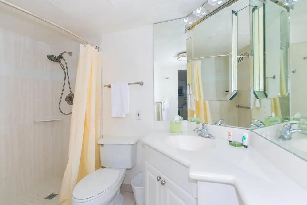 Ilikai Tower One Bedroom Lagoon View Waikiki Condos with Lanai & Free Wifi