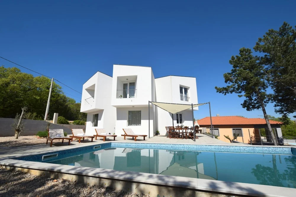 Villa Sunrise