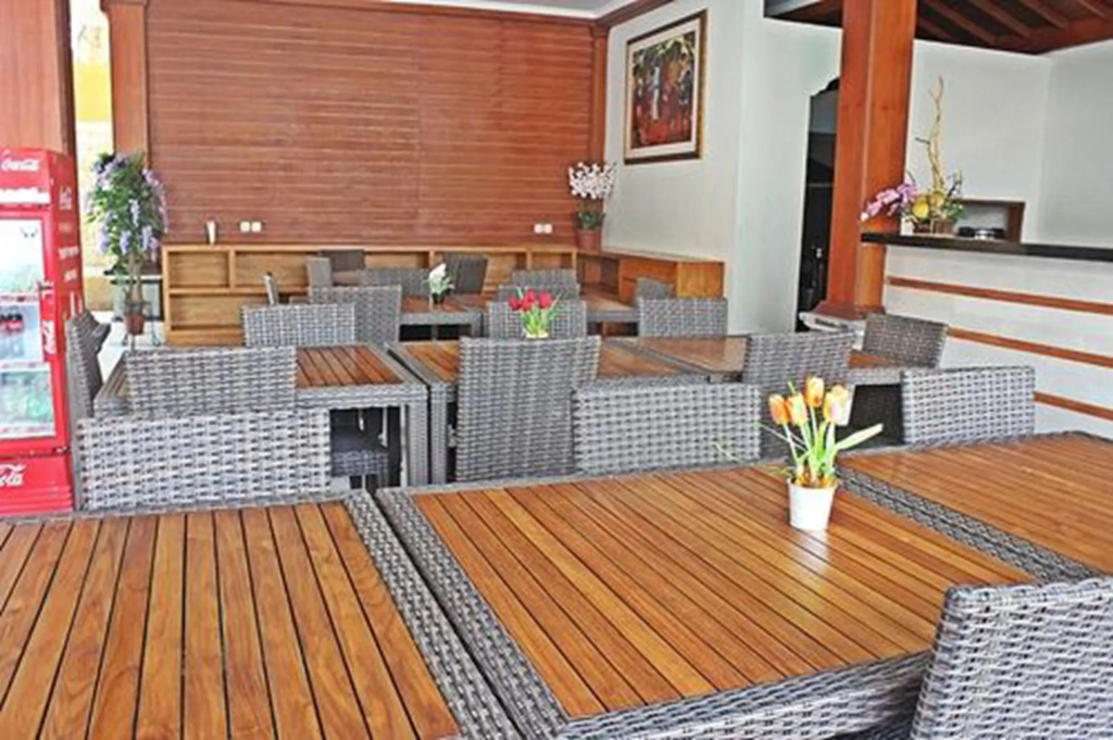 Mirah Hostel