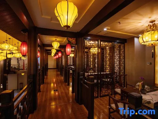 Yuanlong Hotel