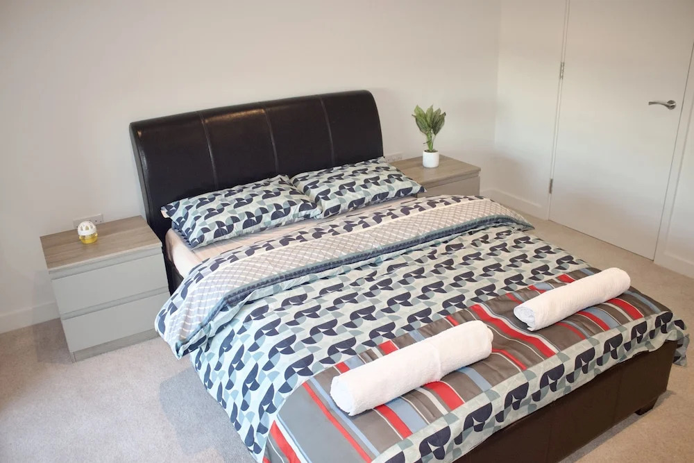 Impeccable 1bed Apartment in the Heart Ofgreenford