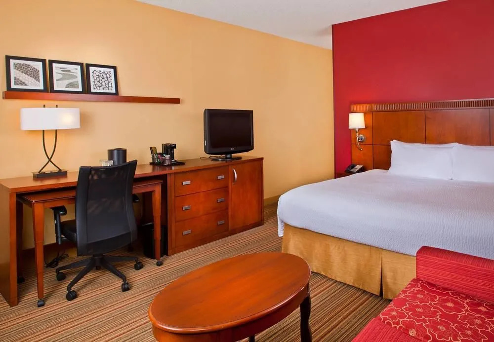 Courtyard Orlando Airport