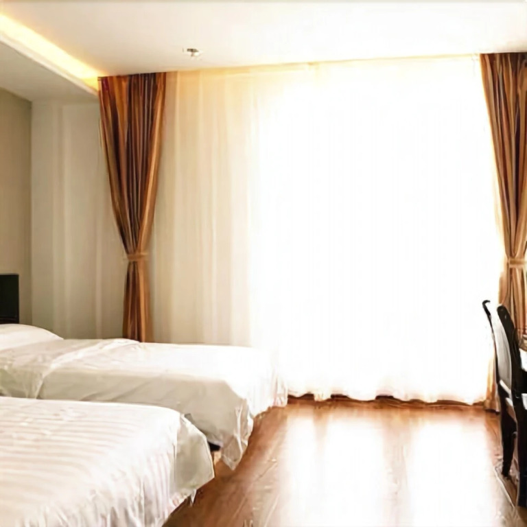 Jiangshan 128 Hotel