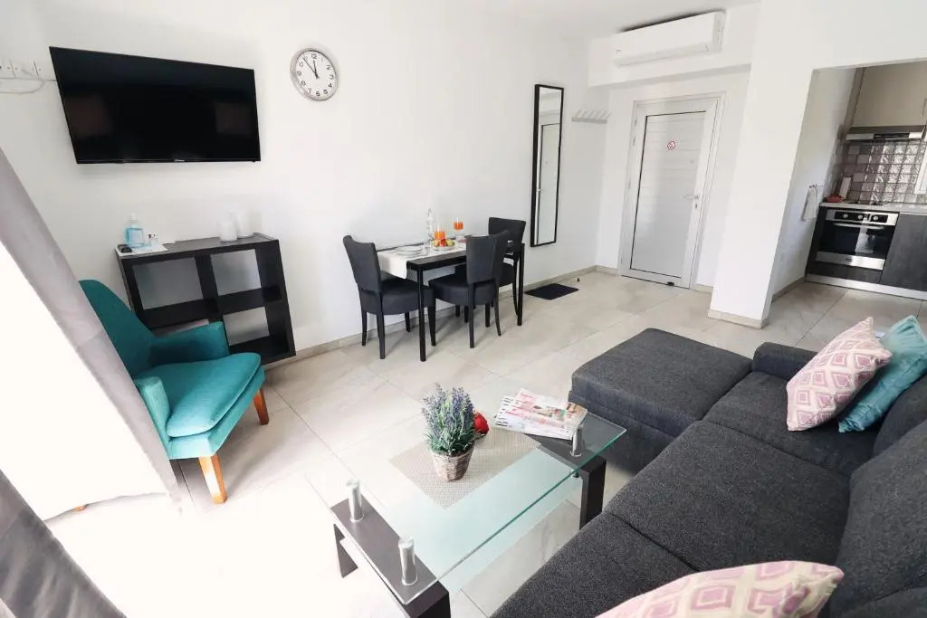 Silver Sea Holiday Apartments