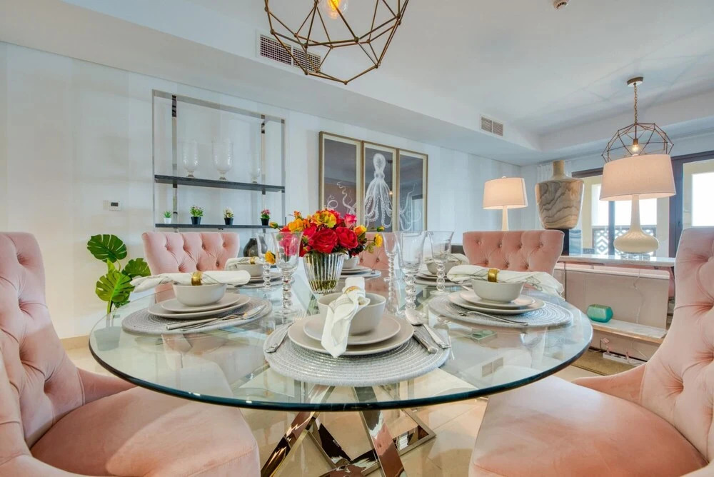 Luxury Palm Property w Beach Sea View