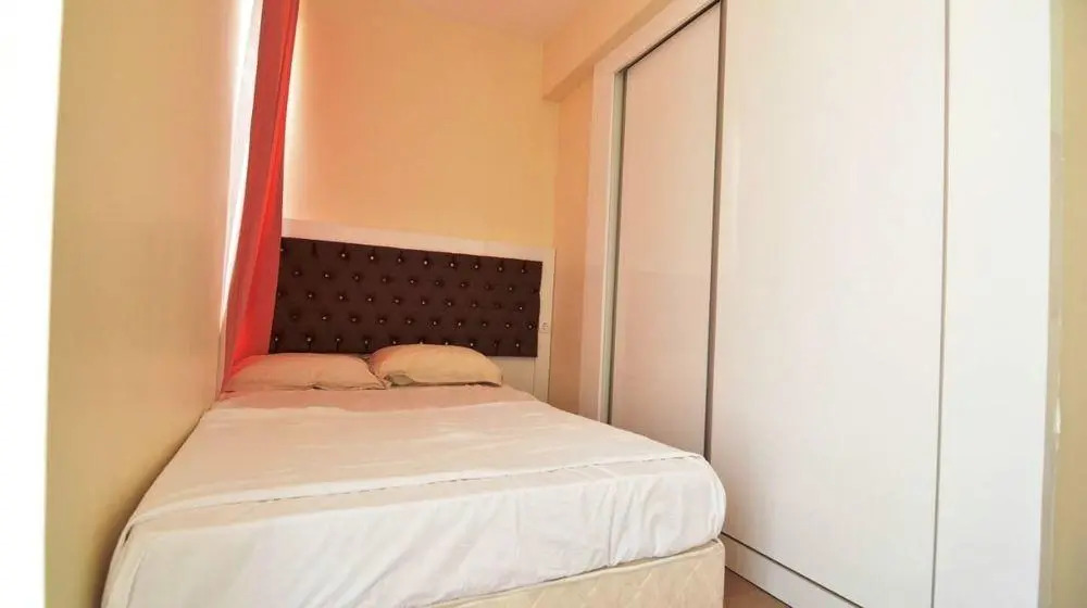 Novron Feronia Villas