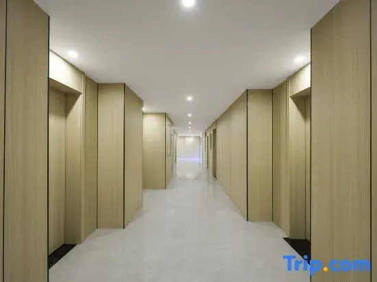 Shangyishu · Business Holiday Hotel | Boque Hotel (Yanji Yanbian University Waterside Market)