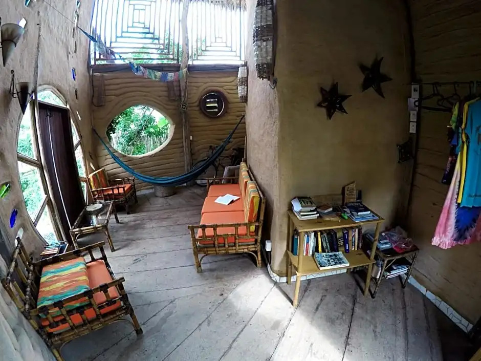 Ra¿s Eco Hostel