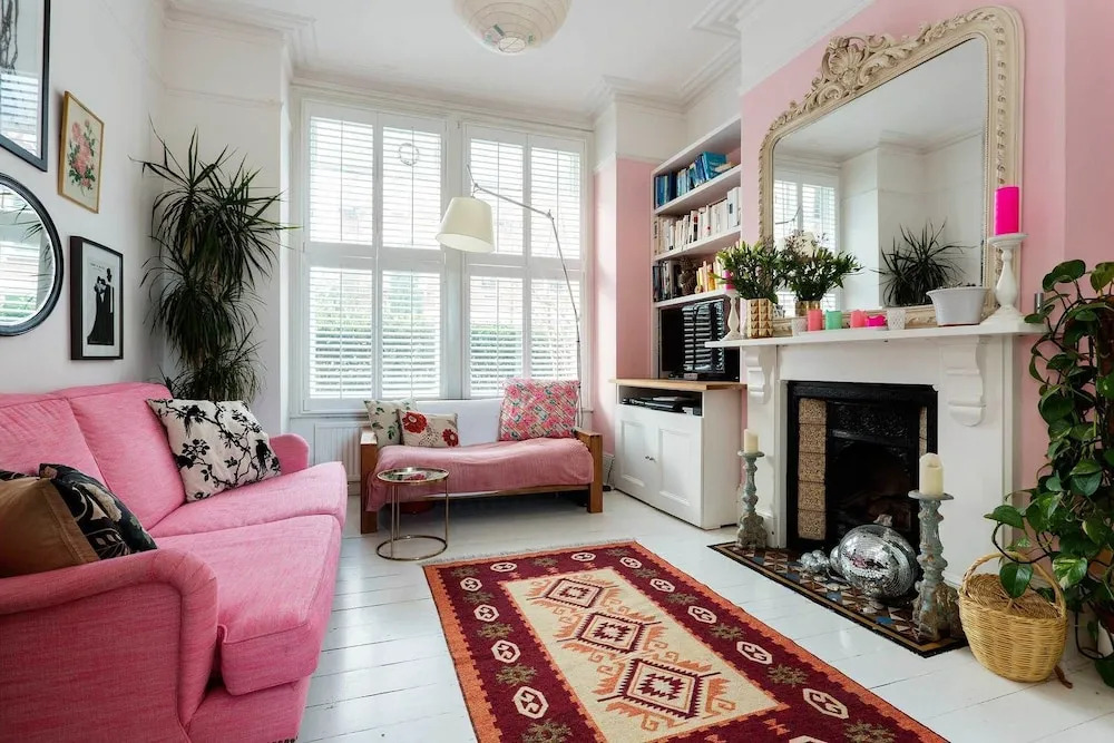 Archway Hideaway