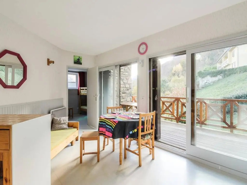 Appartement Sazos, 3 pièces, 4 personnes - FR-1-402-8
