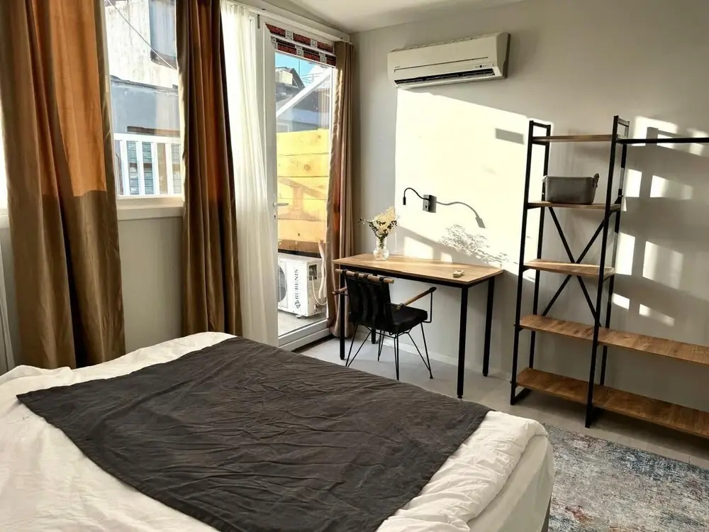 Nest Digital Nomad House