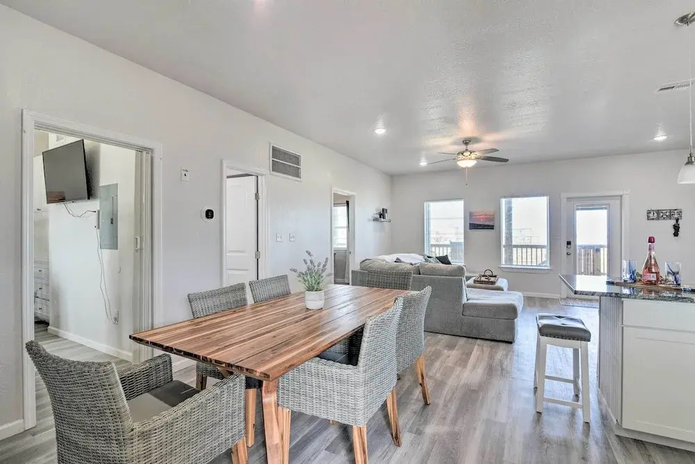 Near Ocean: Surfside Beach Gem w/ Deck & Views!