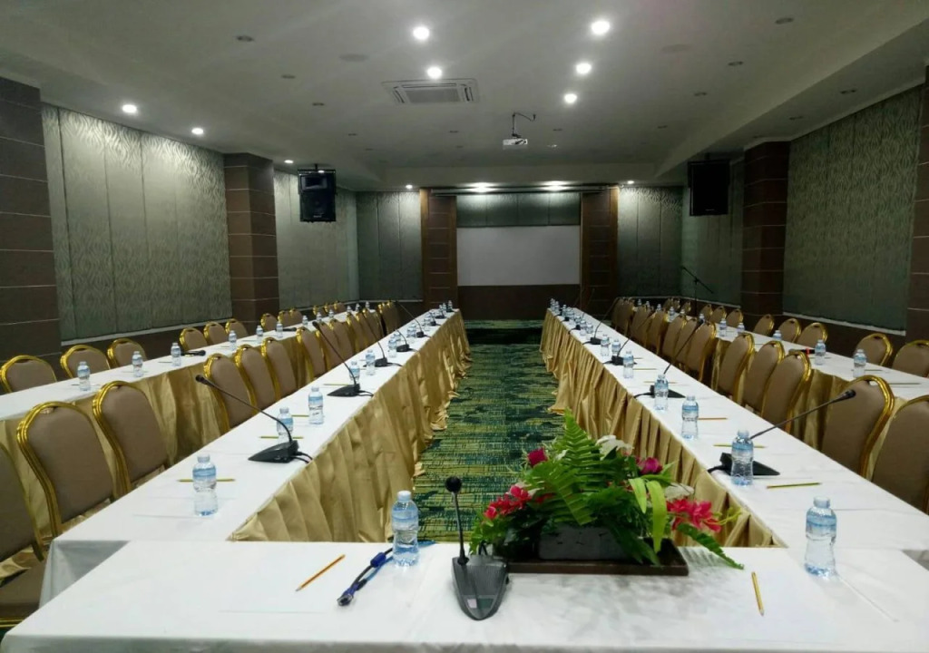 Mayflower Grand Hotel Korat