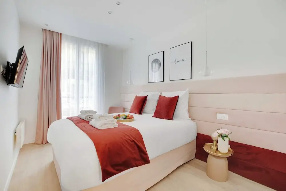 Charming Apartment - 2br/6p - In the Heart of Paris
