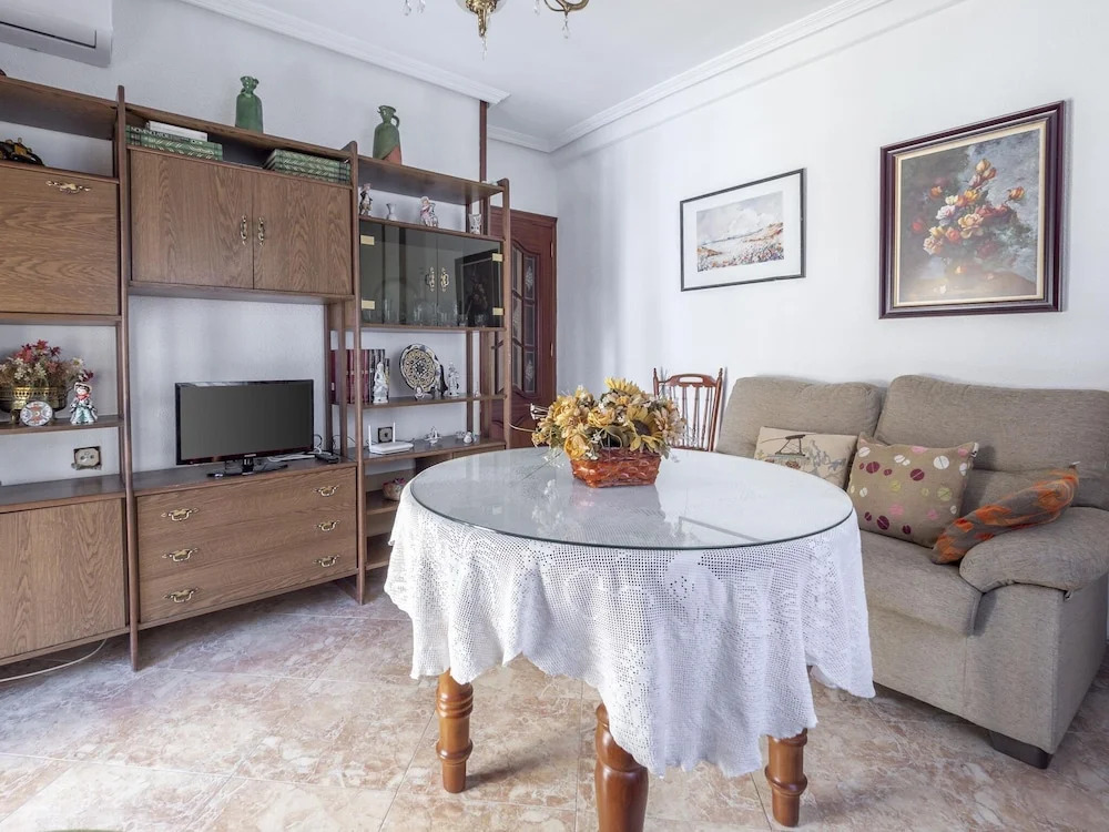 Simplistic Apartment in Ubeda near Clock Tower