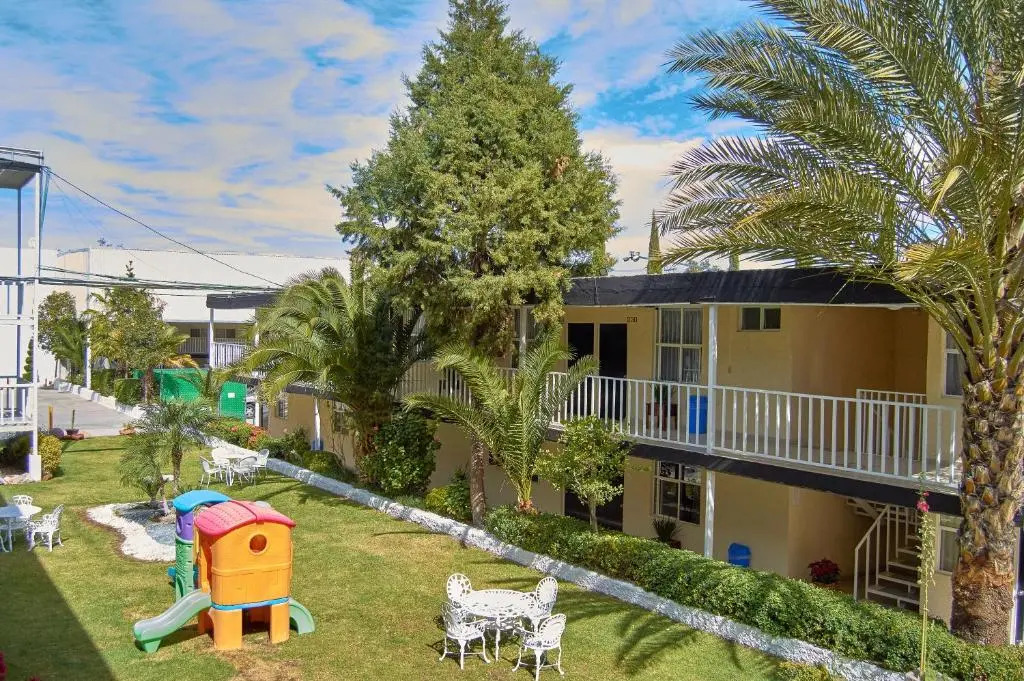 Hotel del Alba Inn & Suites