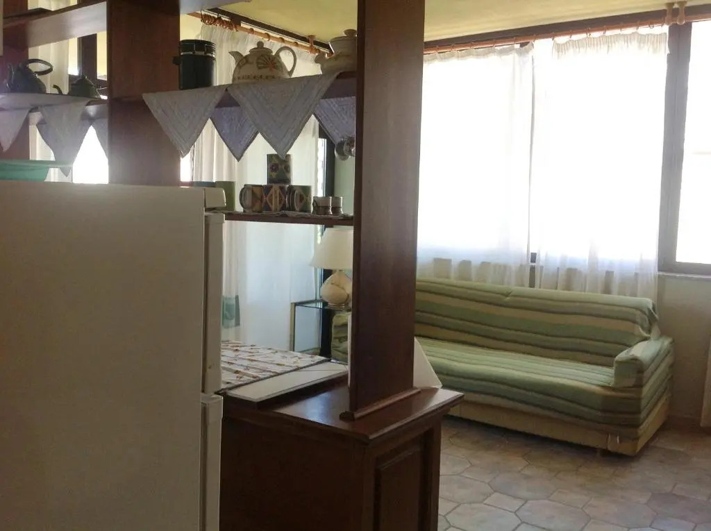 Apartment With one Bedroom in Moneta, With Furnished Balcony - 600 m F